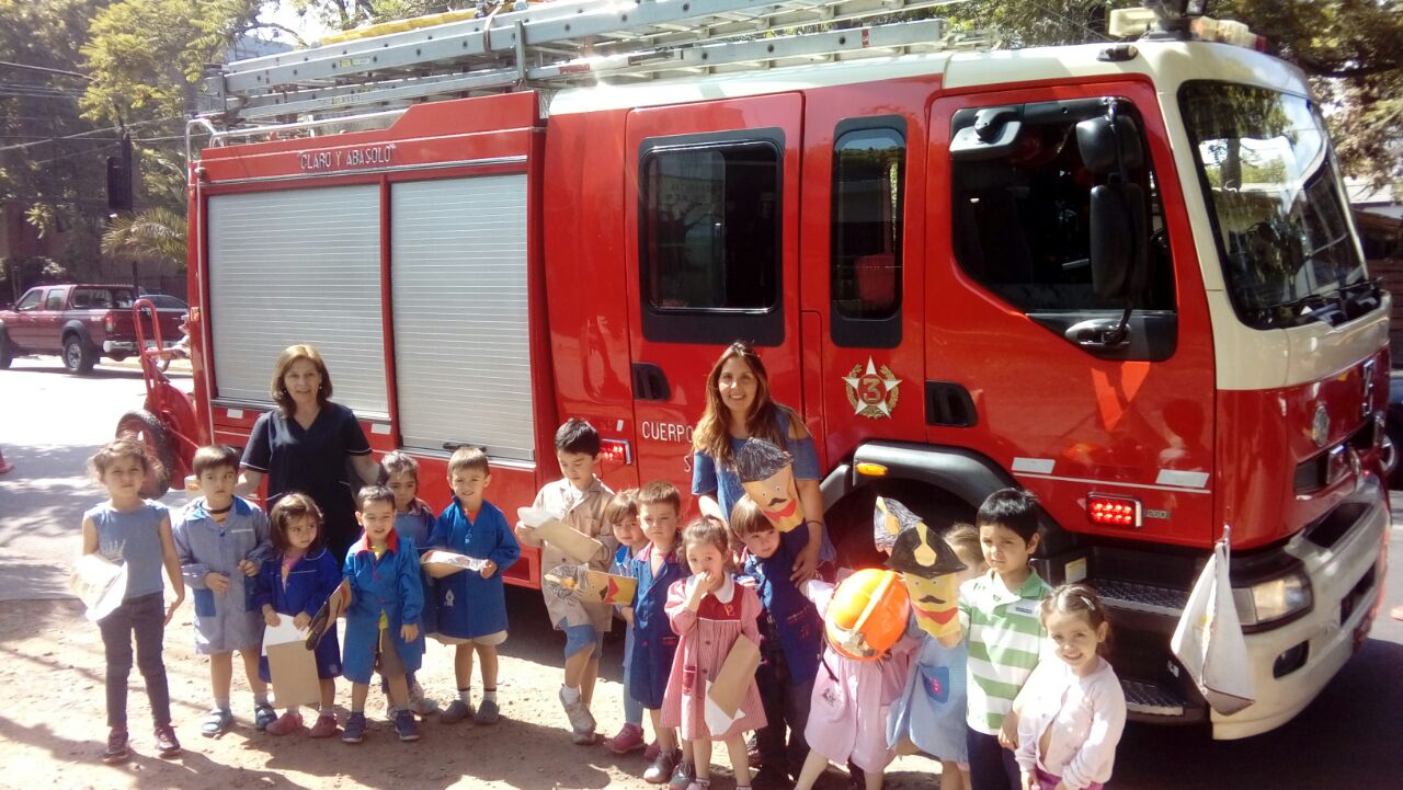 VISITA A JARDÍN INFANTIL EL CASTILLITO AZUL