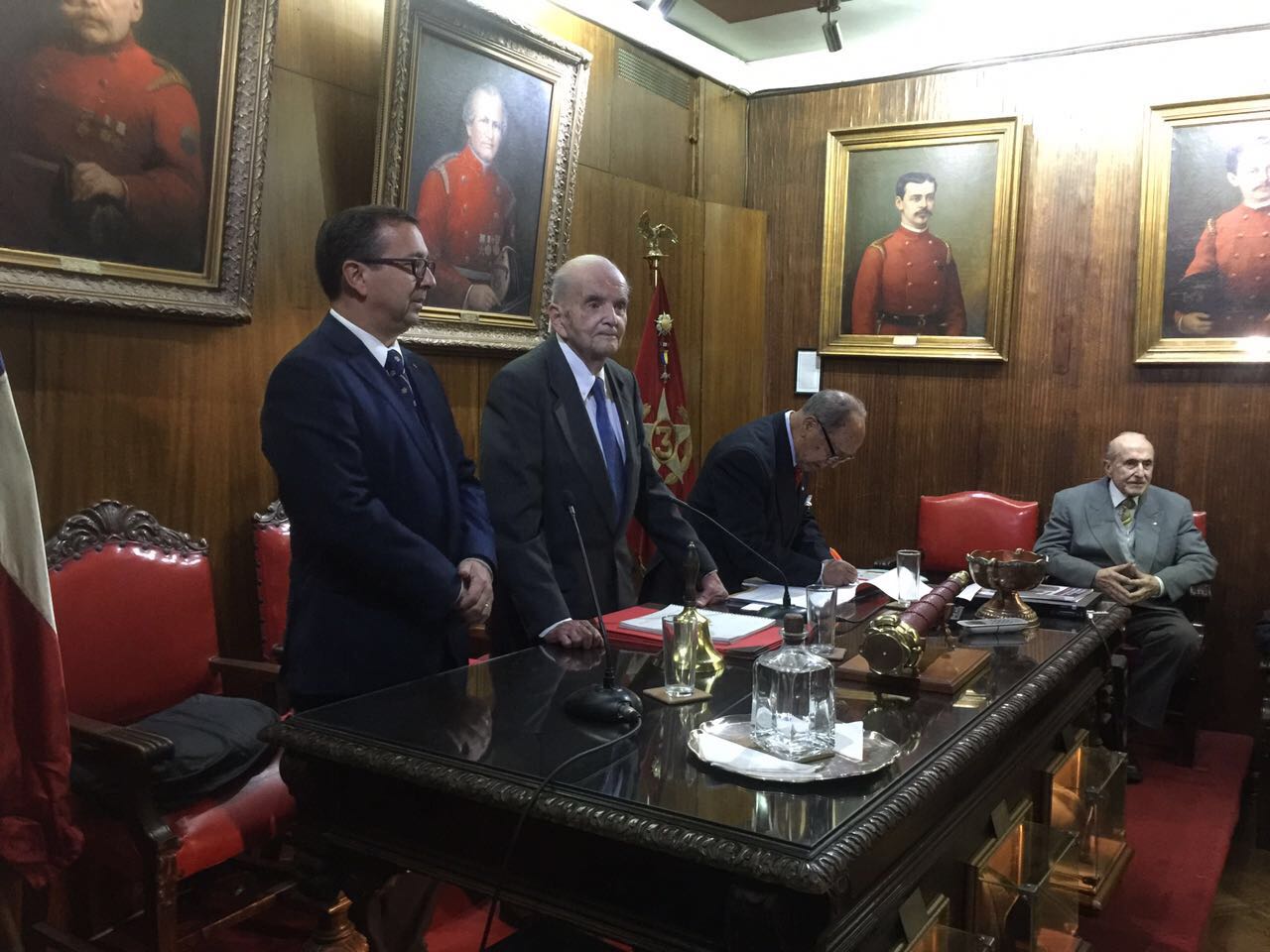 LA CASA DEL FUNDADOR RECIBE A PEÑA DE LOS 50