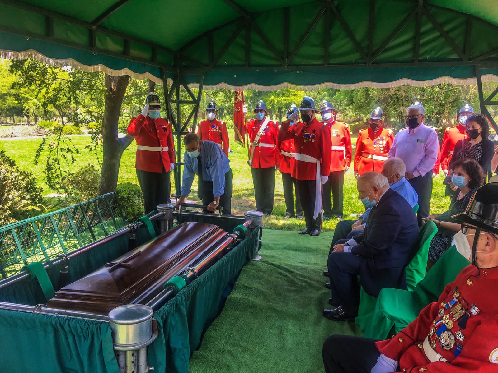 Funerales V.H y M.H.I Jorge González Duarte
