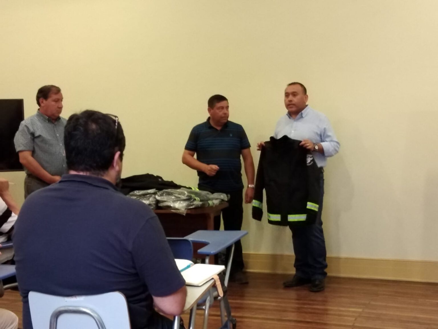 BRIGADAS JUVENILES DEL CBS CONTARÁN CON UNIFORMES DE TRABAJO ESTANDARIZADOS